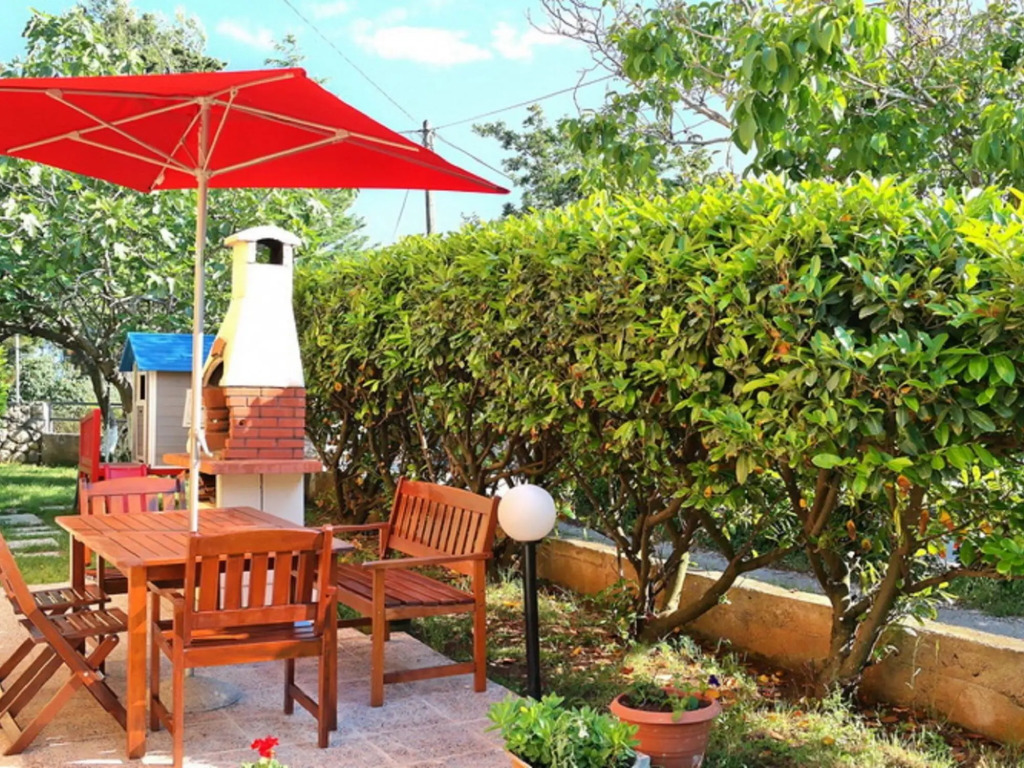 Scenic Holiday Home in Silo with Private Pool near Beach