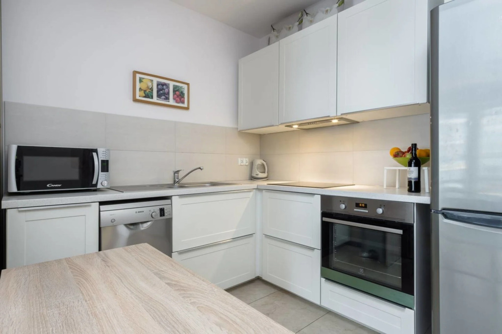 Great apartment near the beach