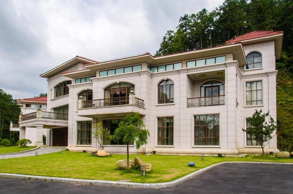 Yingshanhong Hotel