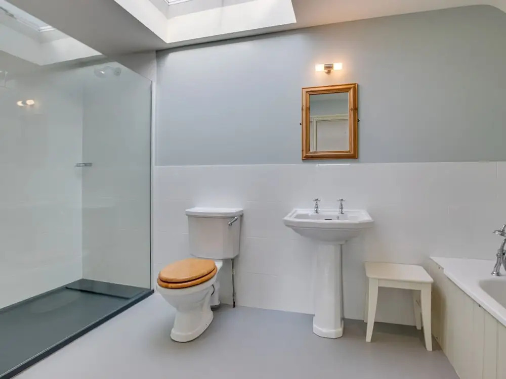 Beautiful, Detached Holiday Home With Open Fireplace and Large Garden in Cornwall