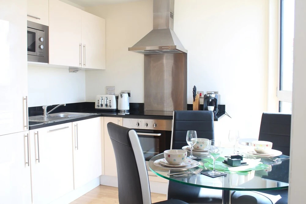 South Quay Apartment Two