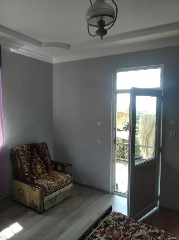 Roin Guest House