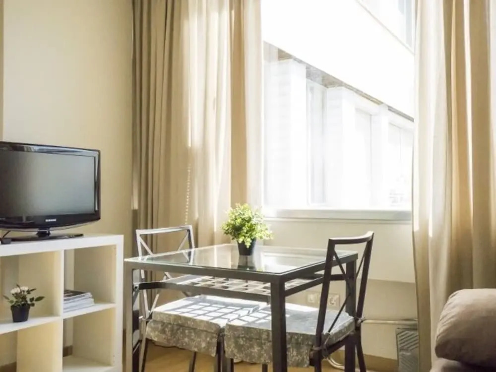 MonKeys Apartments La Campana Suites
