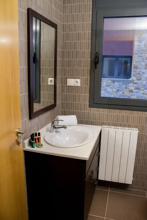 Vista Canillo Apartments