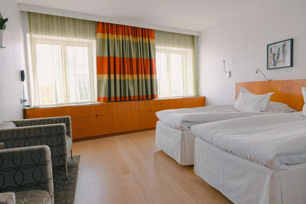 Avalon Hotel
