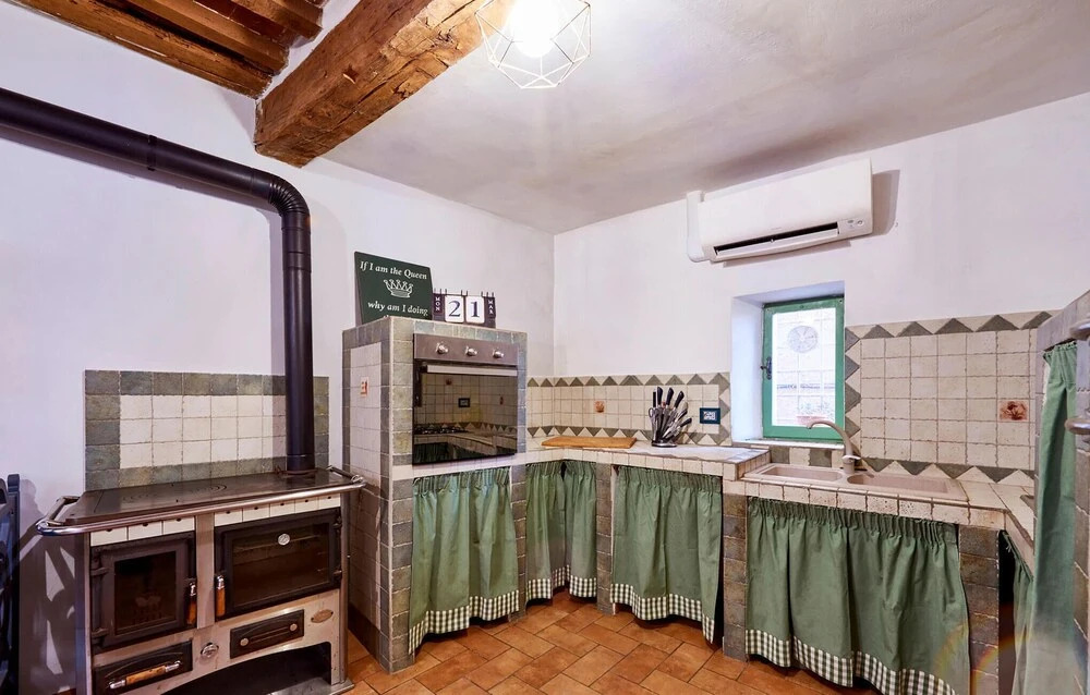 Awesome Apartment in Sarteano With Wifi and 3 Bedrooms