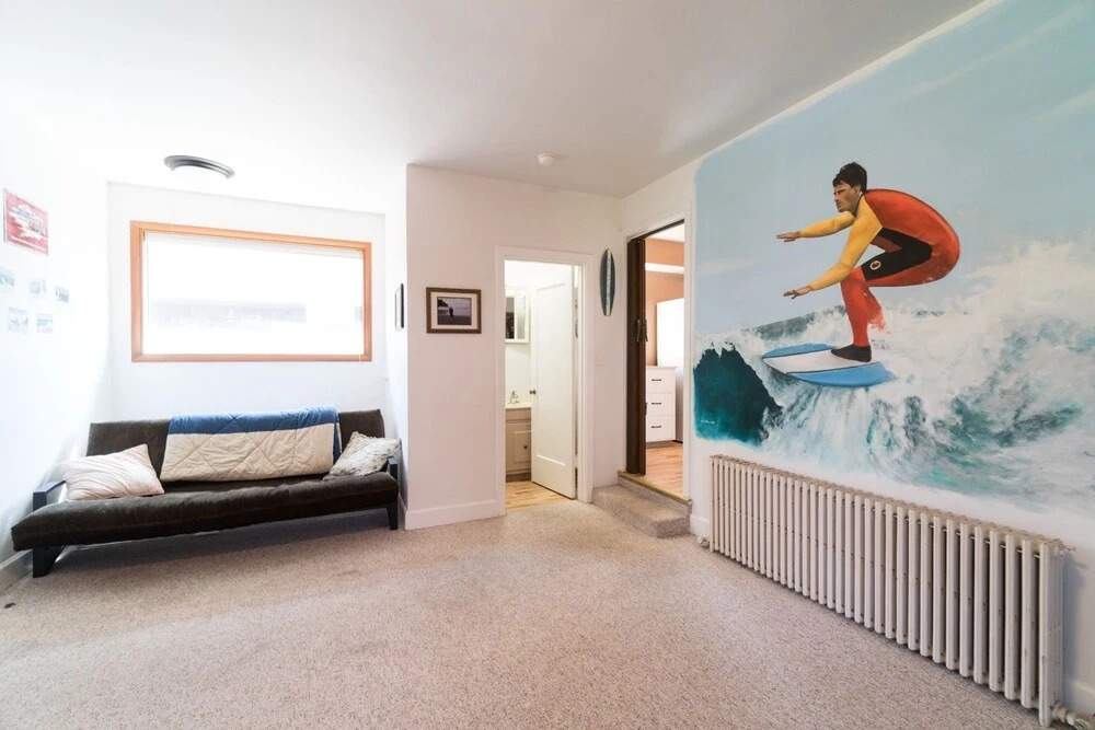 Surfers Cove 3 Br home by RedAwning