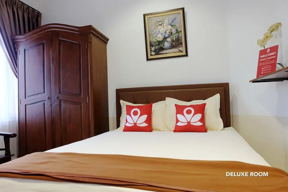 ZEN Rooms Near Alun-Alun