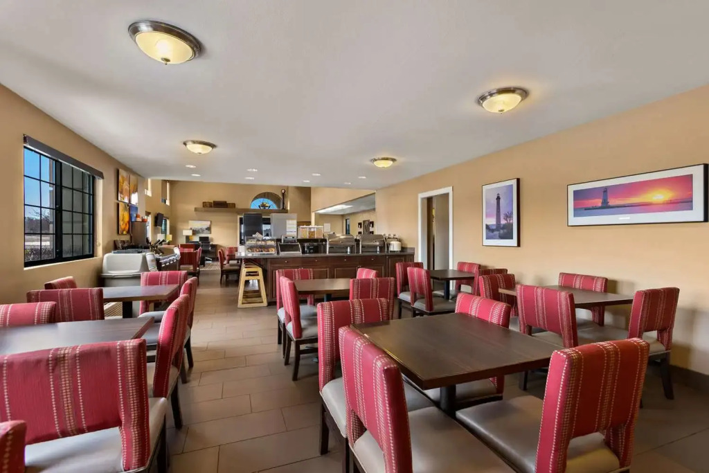 Comfort Inn & Suites Ludington near US-10