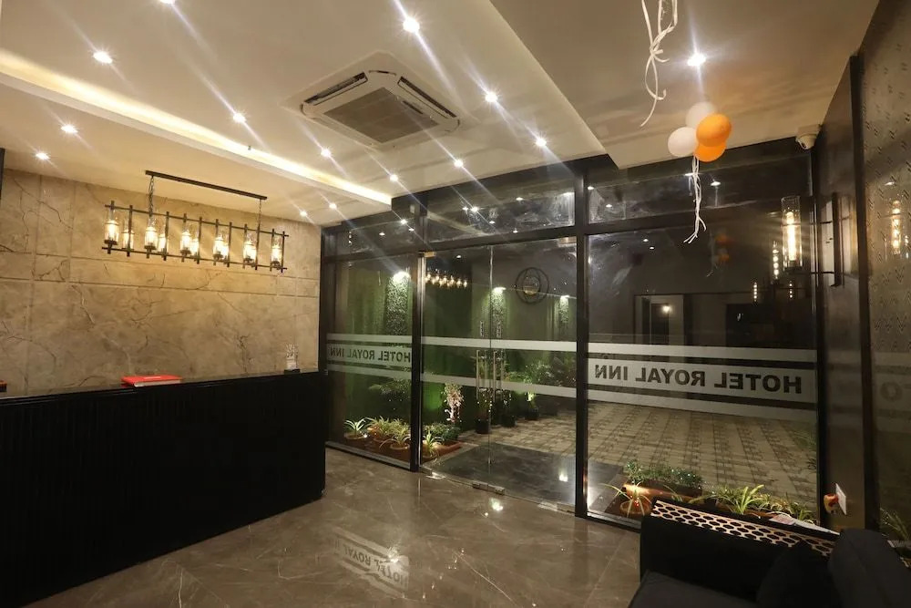 Hotel Royal Inn Mahalaxmi
