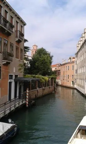 Leone Marciano Venice Apartment with independent and private entrance