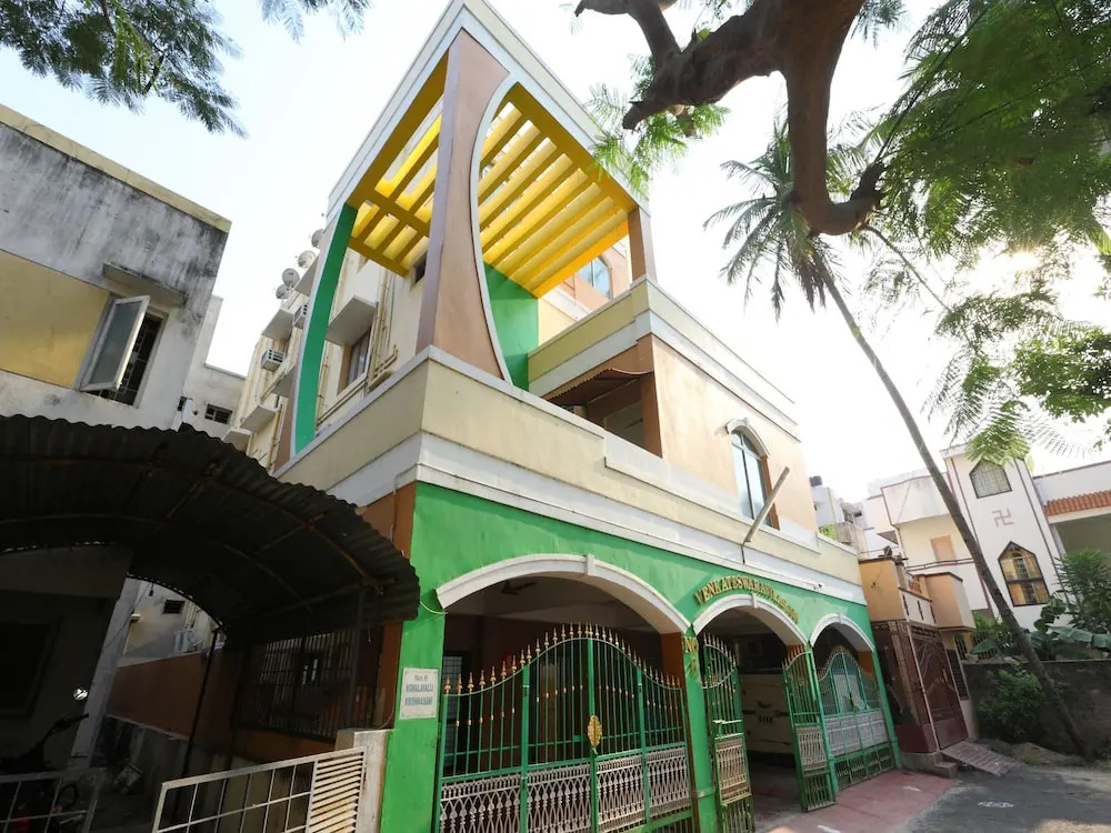 OYO 11736 Venkateswara Vilasam