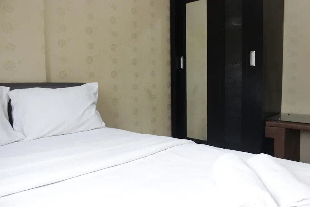Strategic & Relaxing 2BR at Gateway Apartment Ahmad Yani Cicadas