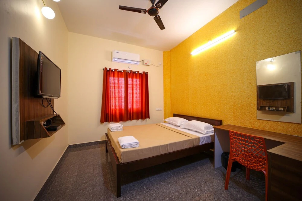 VR Inn , 900 Meters from Rock Beach
