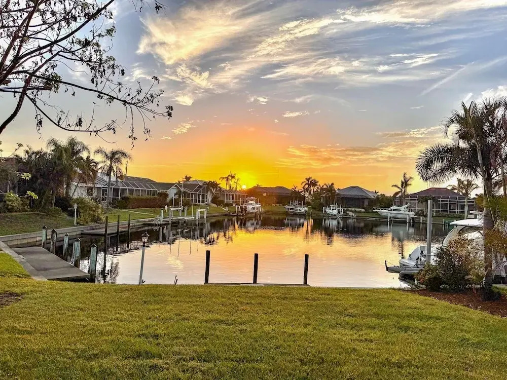 Punta Gorda 3-Bedroom Canalfront Vacation Home with Dock 3 Home
