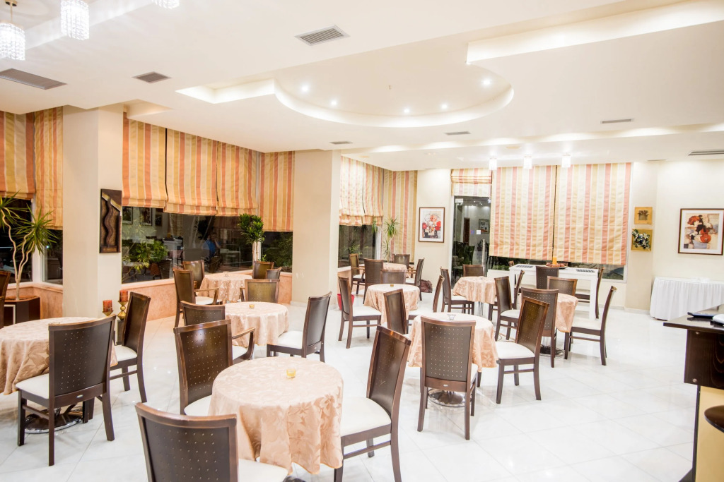 Hotel Oasis