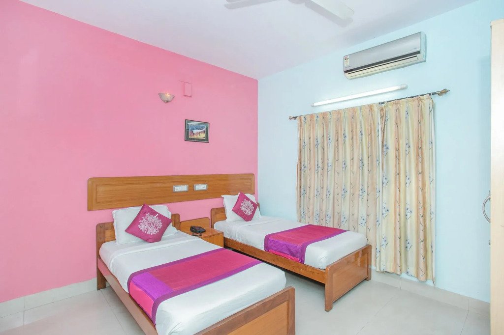 Hotel Red Carpet Residence by OYO Rooms