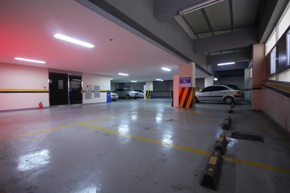 Gwangju Hanam Prada