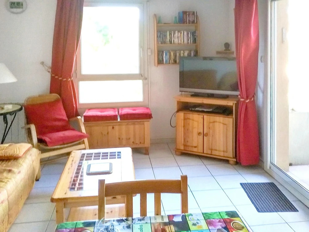 Apartment With one Bedroom in Cannes, With Pool Access and Furnished T