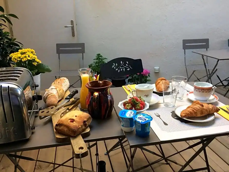 Hôtel A la tasse à moustache