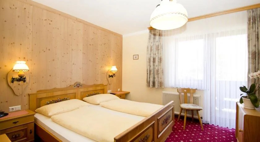 Hotel Garni Hochwurzen