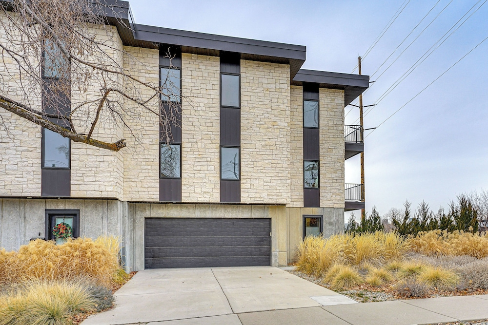 Hike, Ski & Explore Slc: Walkable Luxury Townhome