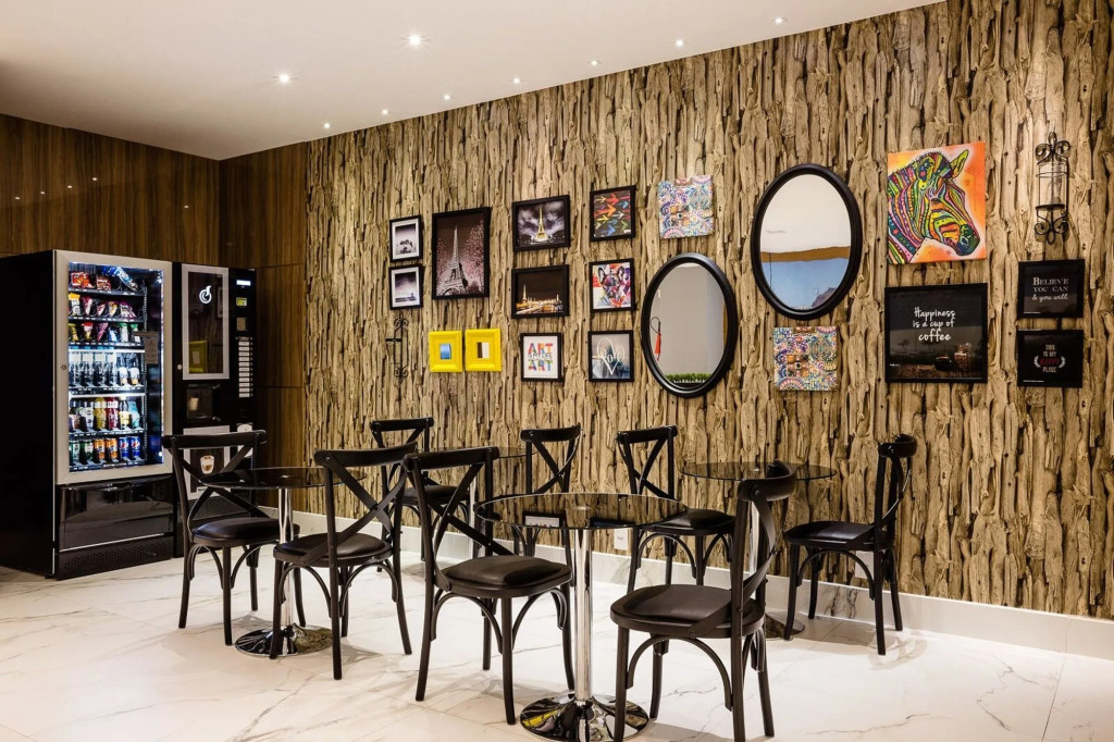 Vox Hotel