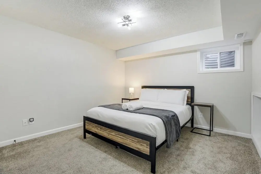 Modern 6BR Home in Briargate