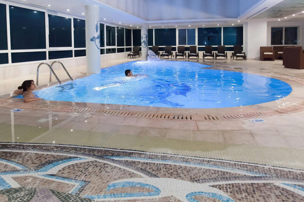 The Penthouse Suites Hotel