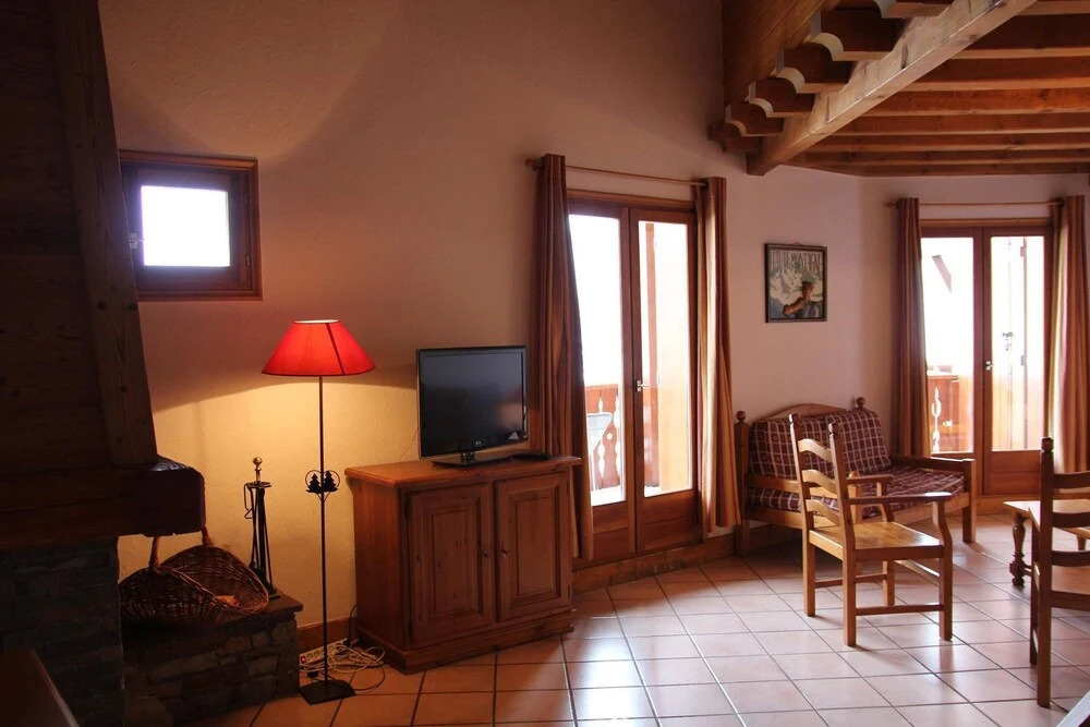 big appartment on 2 levels with 5 bedrooms Apartment 5 agence la cime