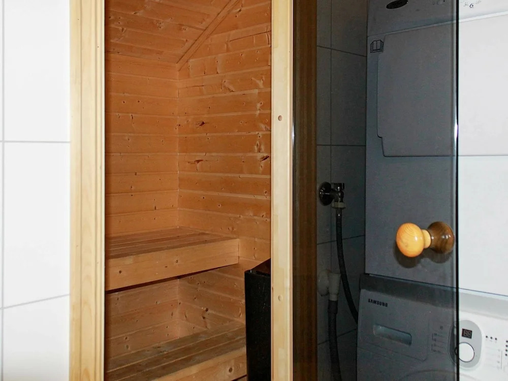 8 Person Holiday Home in Hebnes