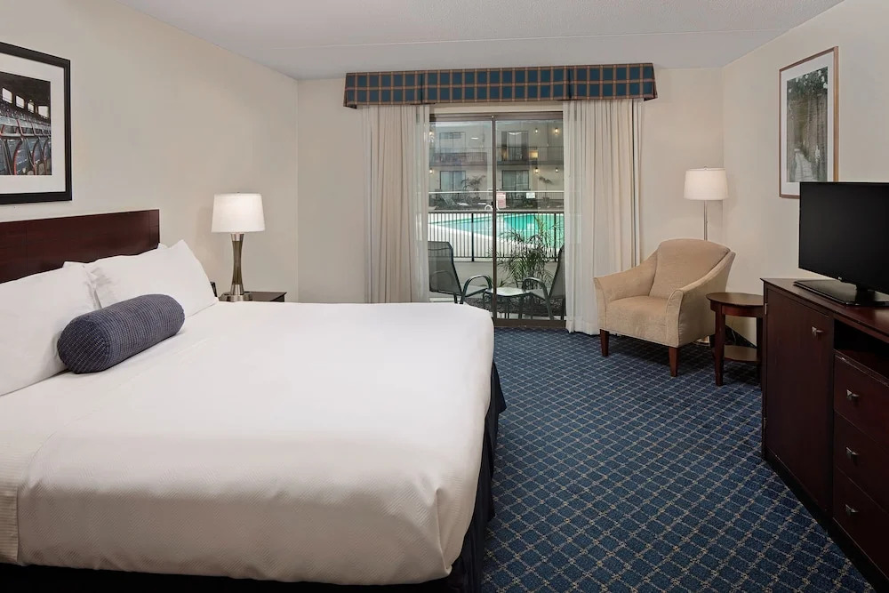 Holiday Inn Boxborough