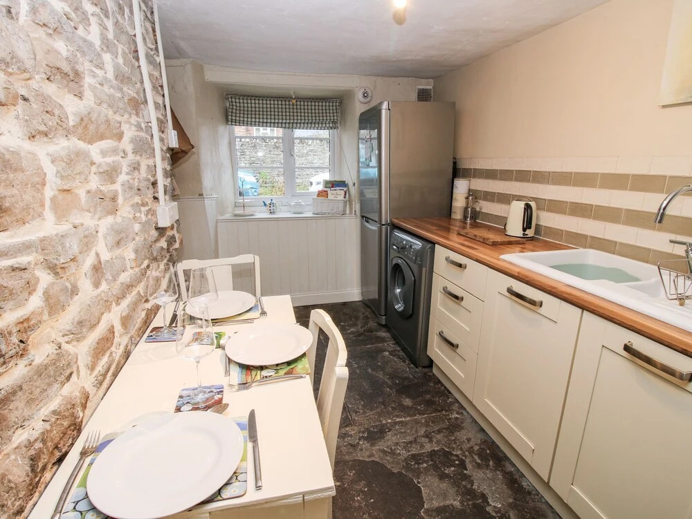 Castle Cottage