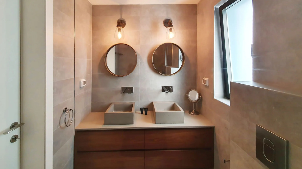 Apartment Brillant, 3BR, Tel Aviv, Center, Yavne St, #TL40