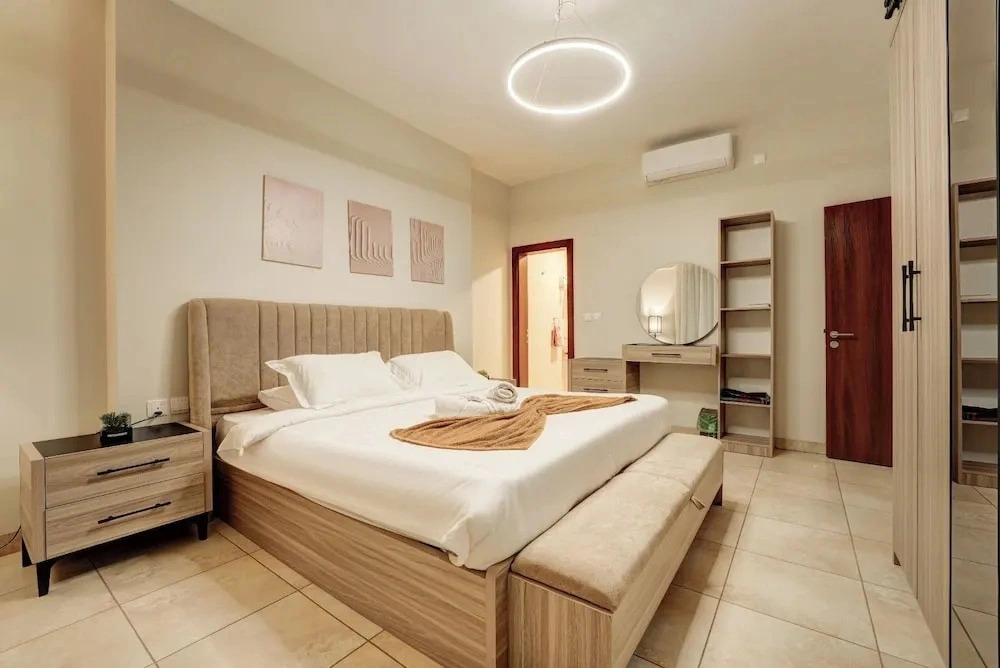 Raha Elite Suites and Villas for Family Only
