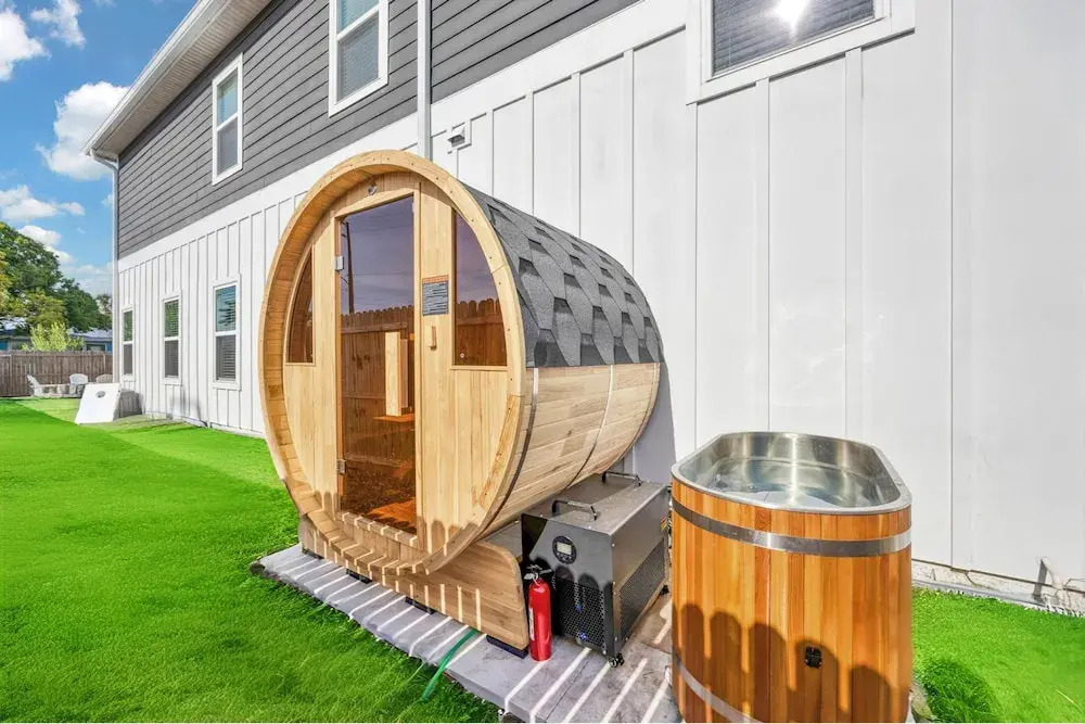 Luxury Beach Home Sauna Cold Plunge E-bikes