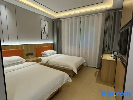 YaLe  Hotel