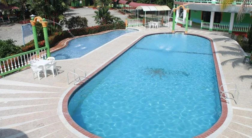 Hotel y Parque Turístico Navar City