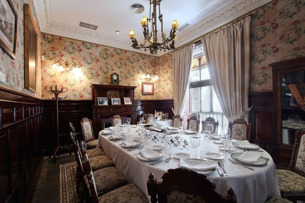 Taberna del Alabardero
