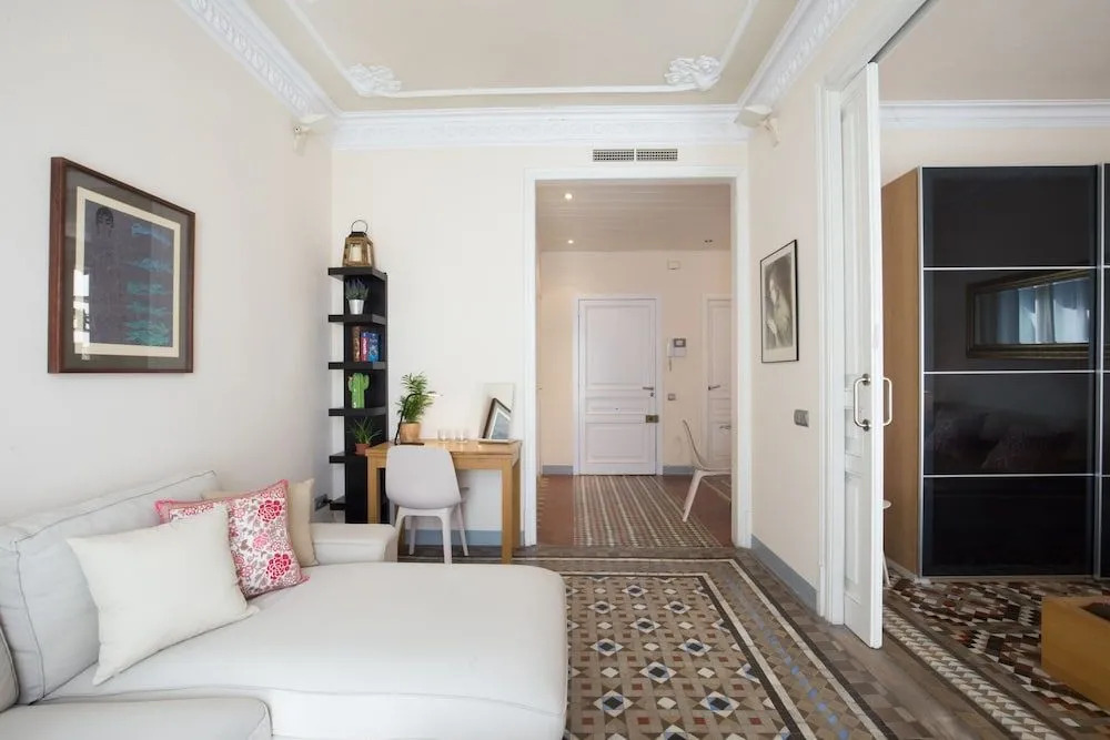 Montaber Apartments - Gran Via-Rocafort