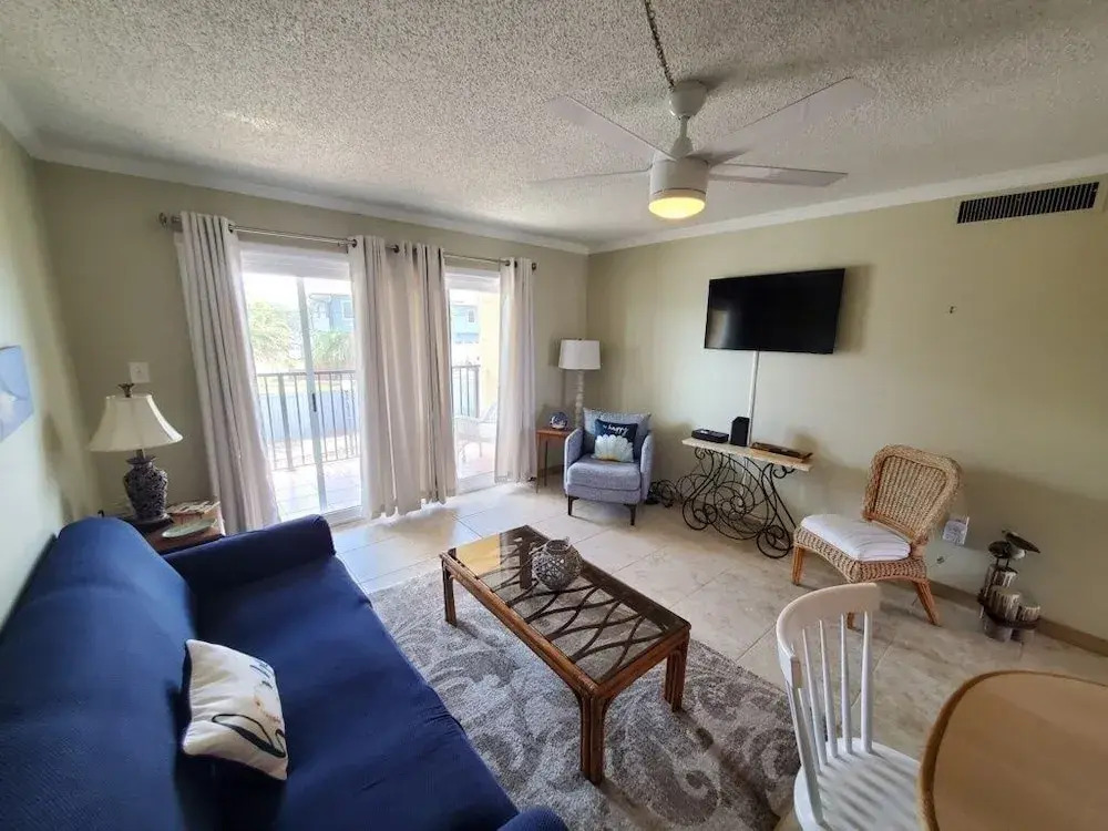 Pelican Inlet A206: Pool Access & Tennis Courts 2 Bedroom Condo