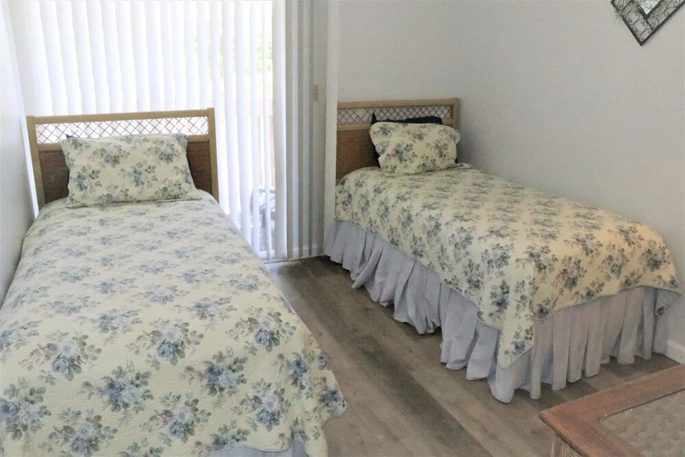 1010 Point of Rocks Road 2 Bedrooms 2 Bathrooms Duplex
