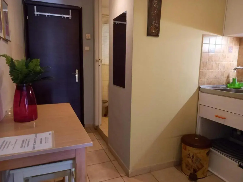 Hermes Welcome Stay Garden House - Explore Center by foot - Close to Helexpo & University