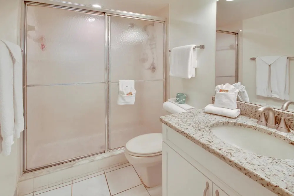 Land's End 203 Building 11 Beachfront With Private Balcony!!