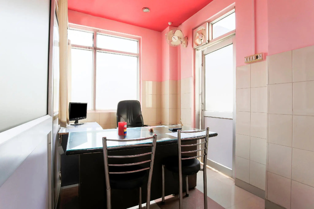 OYO 37109 Mangalam Guest House