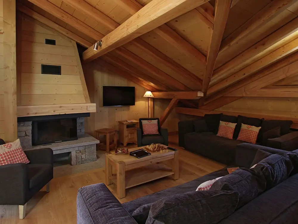 Chalet in Les 2 Alpes Near Ski Piste