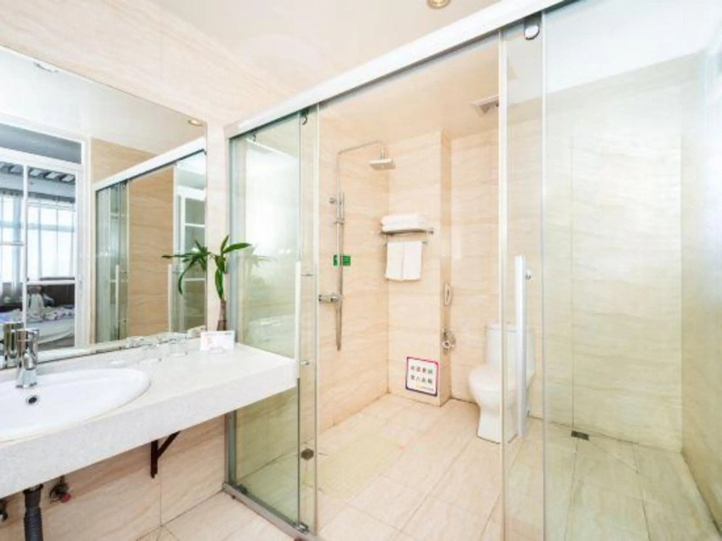 Pucheng Jinghai Hyatt Hotel