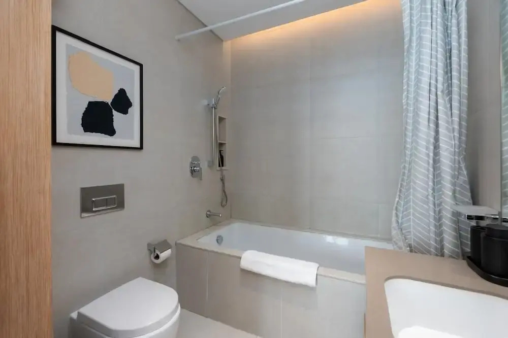 Beachfront 1BR Jumeirah Gate Tower 1