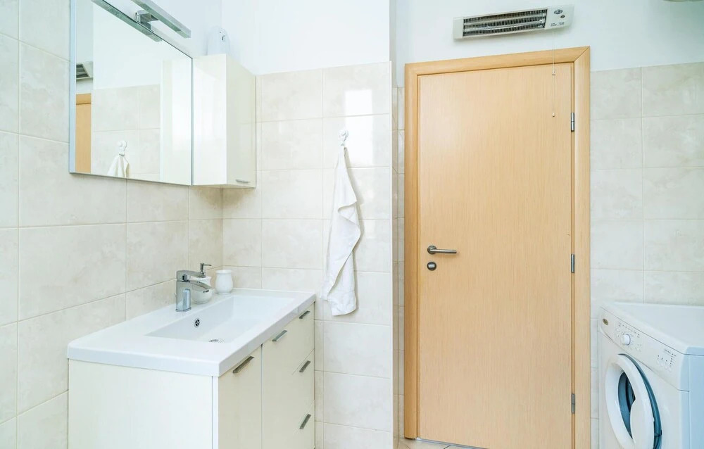 Nice Apartment in Dubrovnik With Wifi and 3 Bedrooms