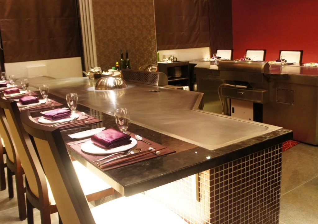 Happiness Inn Hotel
